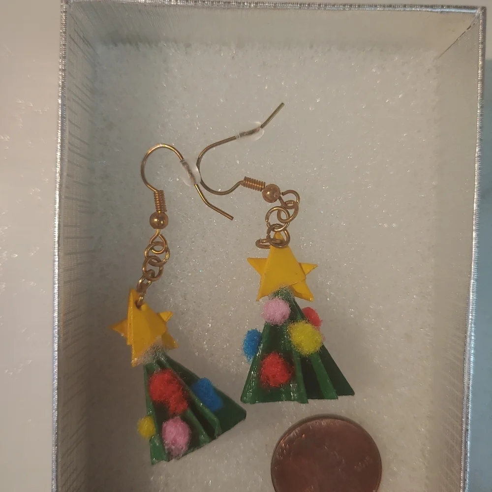 New! paper/origami 🎄 Christmas Earrings - Picture 5 of 11